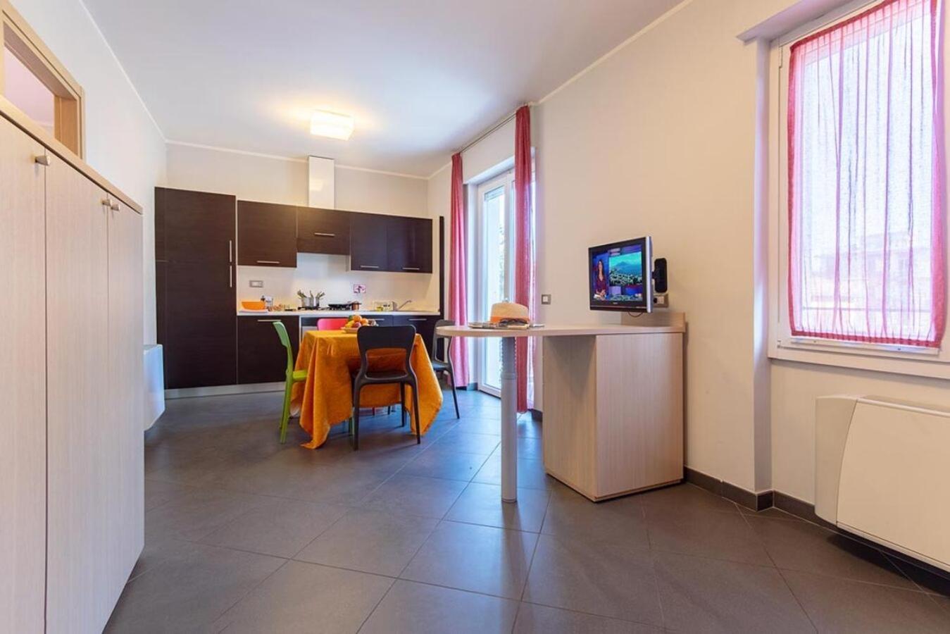 Appartamenti Linda San Bartolomeo Al Mare Exteriör bild