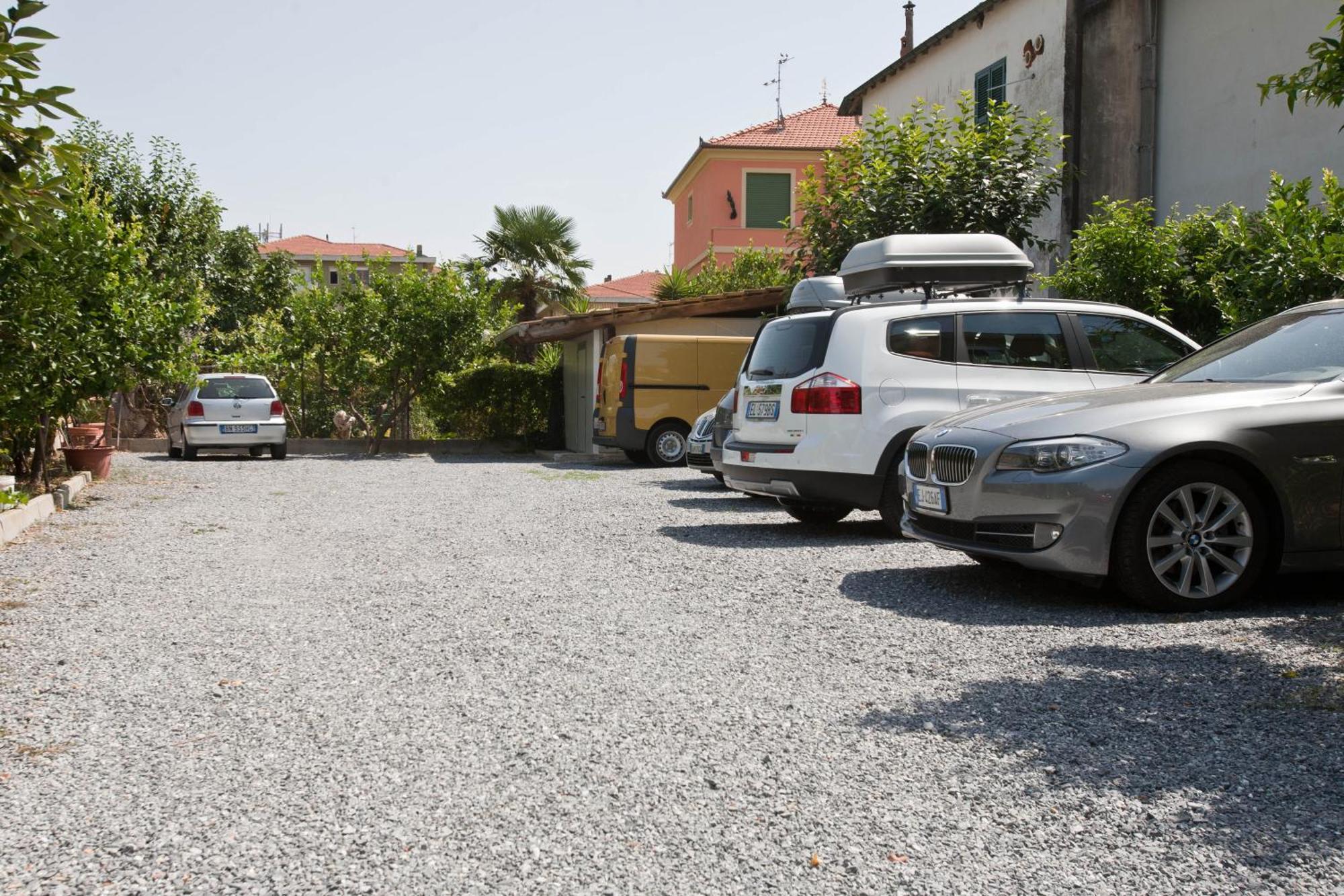 Appartamenti Linda San Bartolomeo Al Mare Exteriör bild