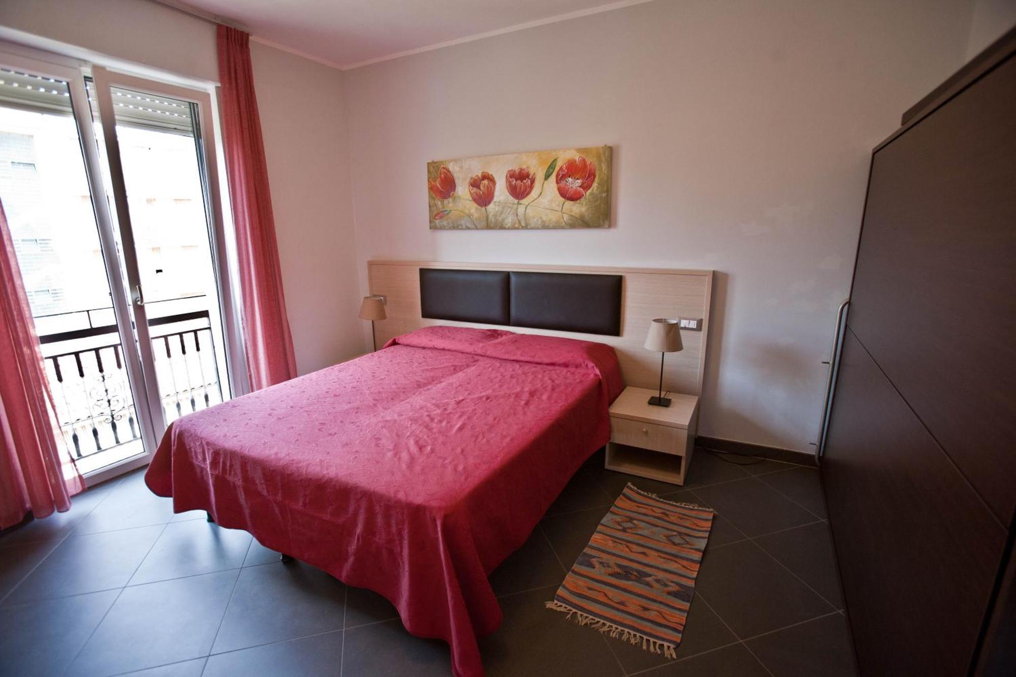 Appartamenti Linda San Bartolomeo Al Mare Exteriör bild
