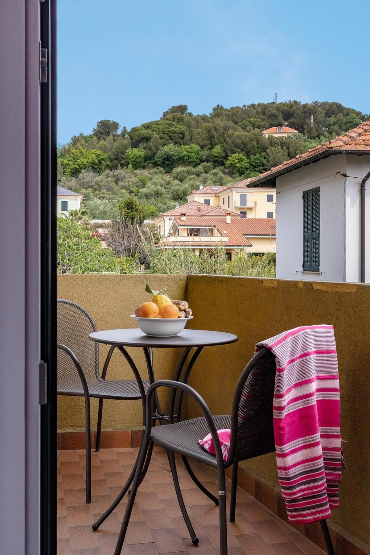 Appartamenti Linda San Bartolomeo Al Mare Exteriör bild